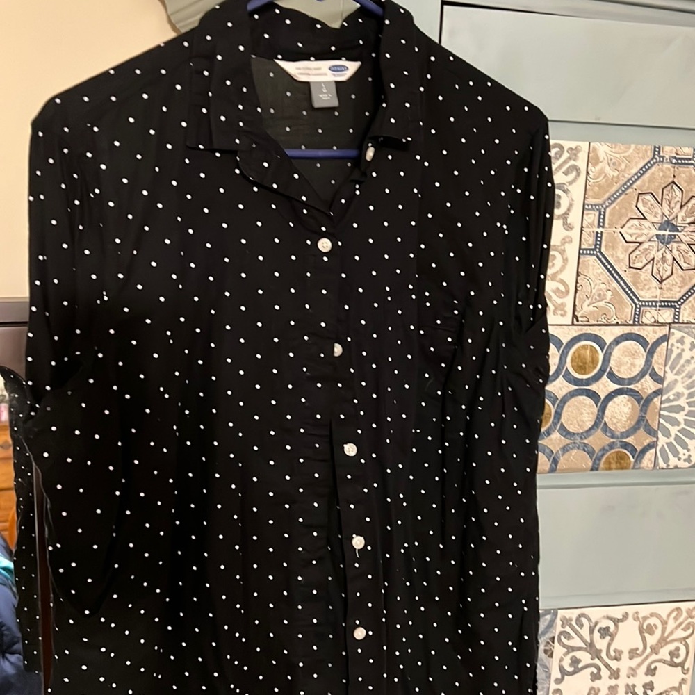 Old Navy long sleeve polkadot top